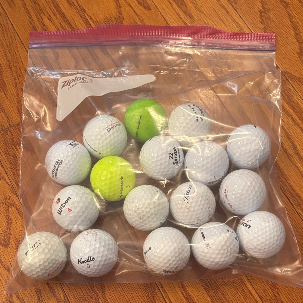 17 Used Golf Balls Callaway, Kirkland, Titleist, Wilson, Pinnacle and more!
